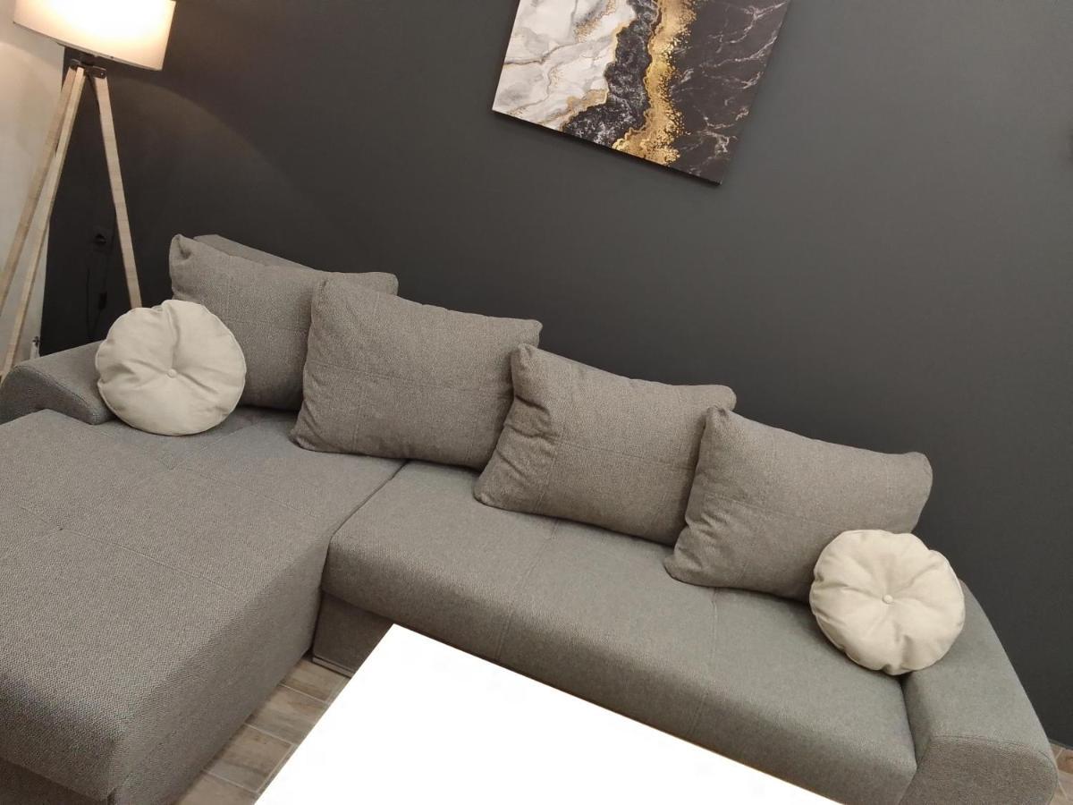 Lusso Apartment - City Center Бер Екстериор снимка