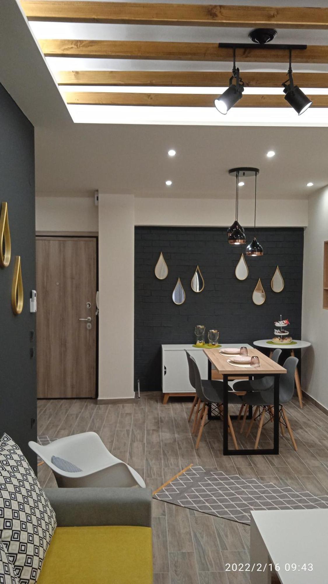 Lusso Apartment - City Center Бер Екстериор снимка